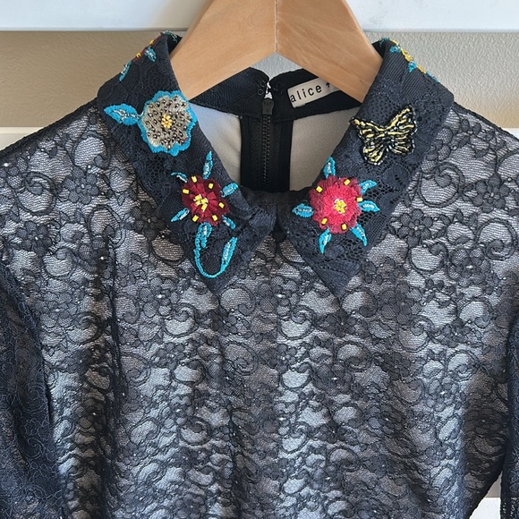 ALICE + OLIVIA Collared Beaded Bodysuit Long Black Lace Top Floral Embroidery M - Picture 4 of 14